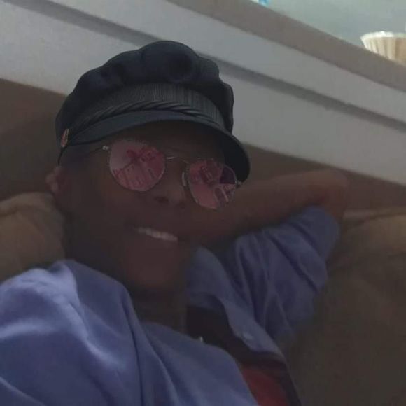 Meet your Posher, Gurline - Picture 1 of 1